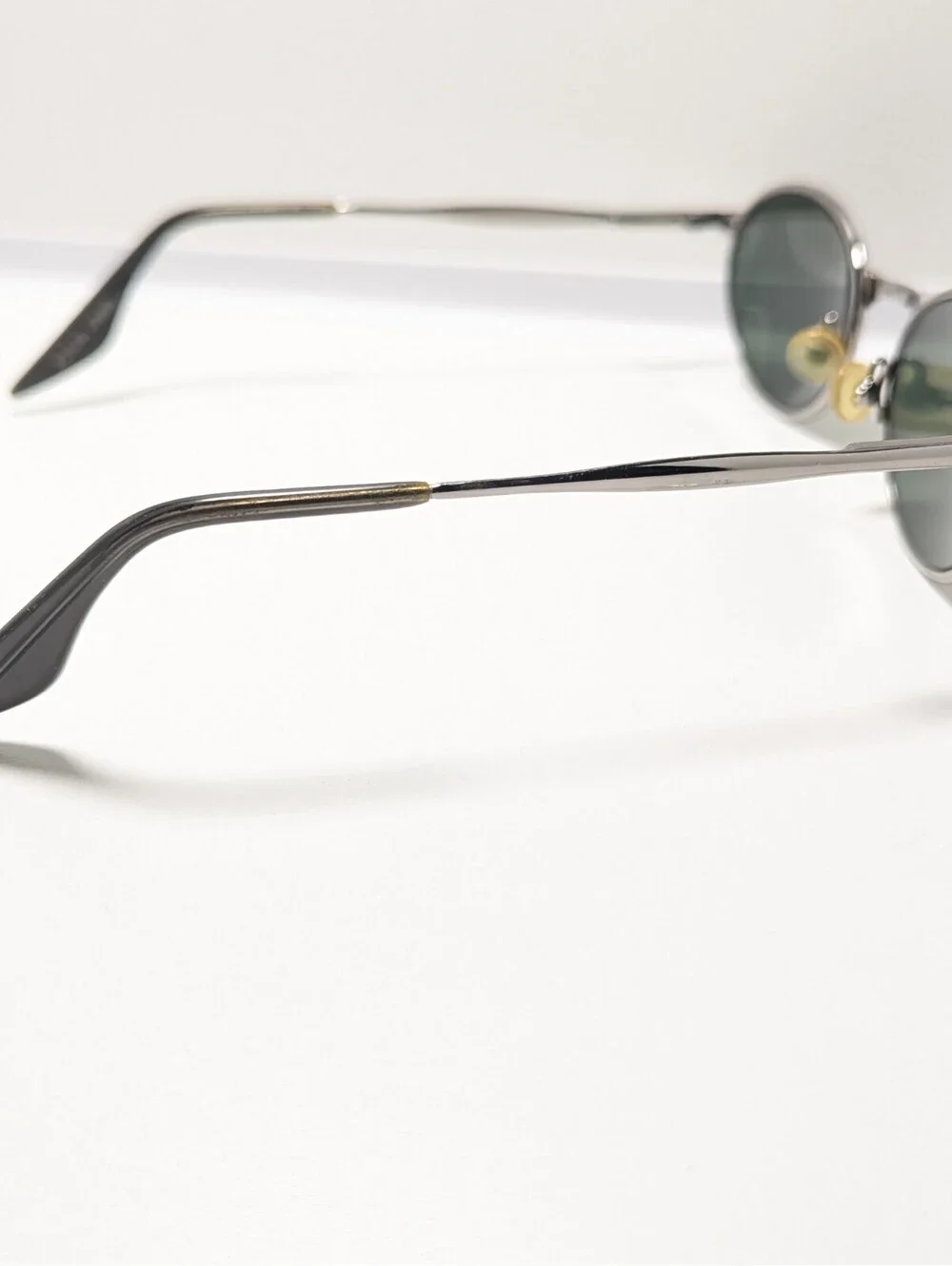 Ray-Ban B&L W2839 HIGHSTREET Retro Green Vintage Silver Oval Fashion Sunglasses